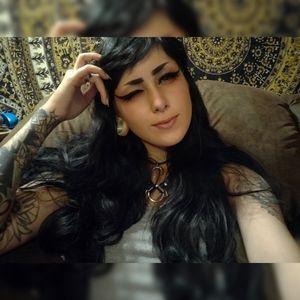 Meet your Posher, Carmen